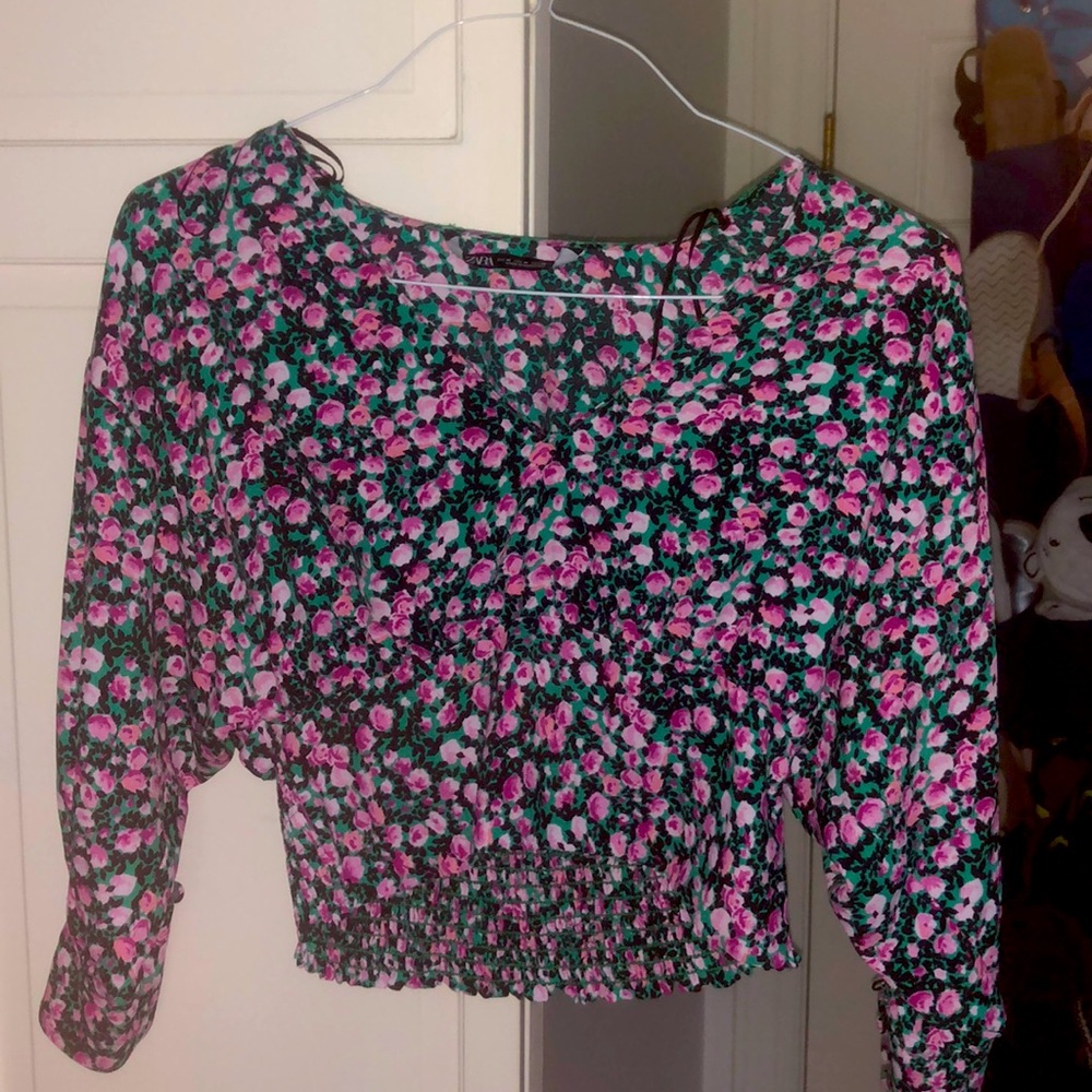 long sleeve floral top with cinched waist